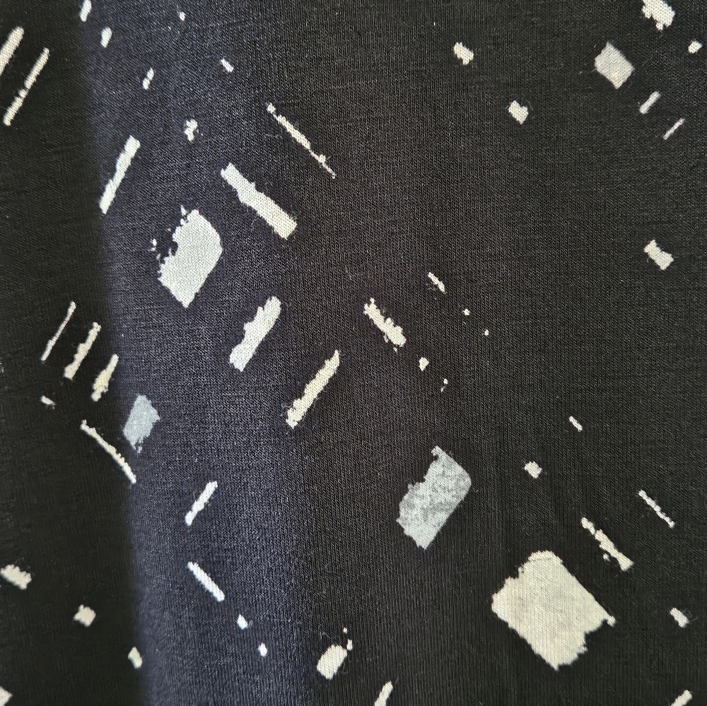 Apt 9 jersey knit dress...so soft!  Medium - Picture 3 of 6
